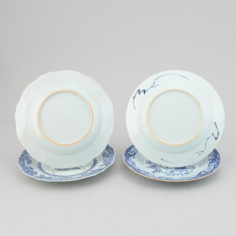 Four blue and white dinner plates, Qing dynasty, Qianlong (1736-95).