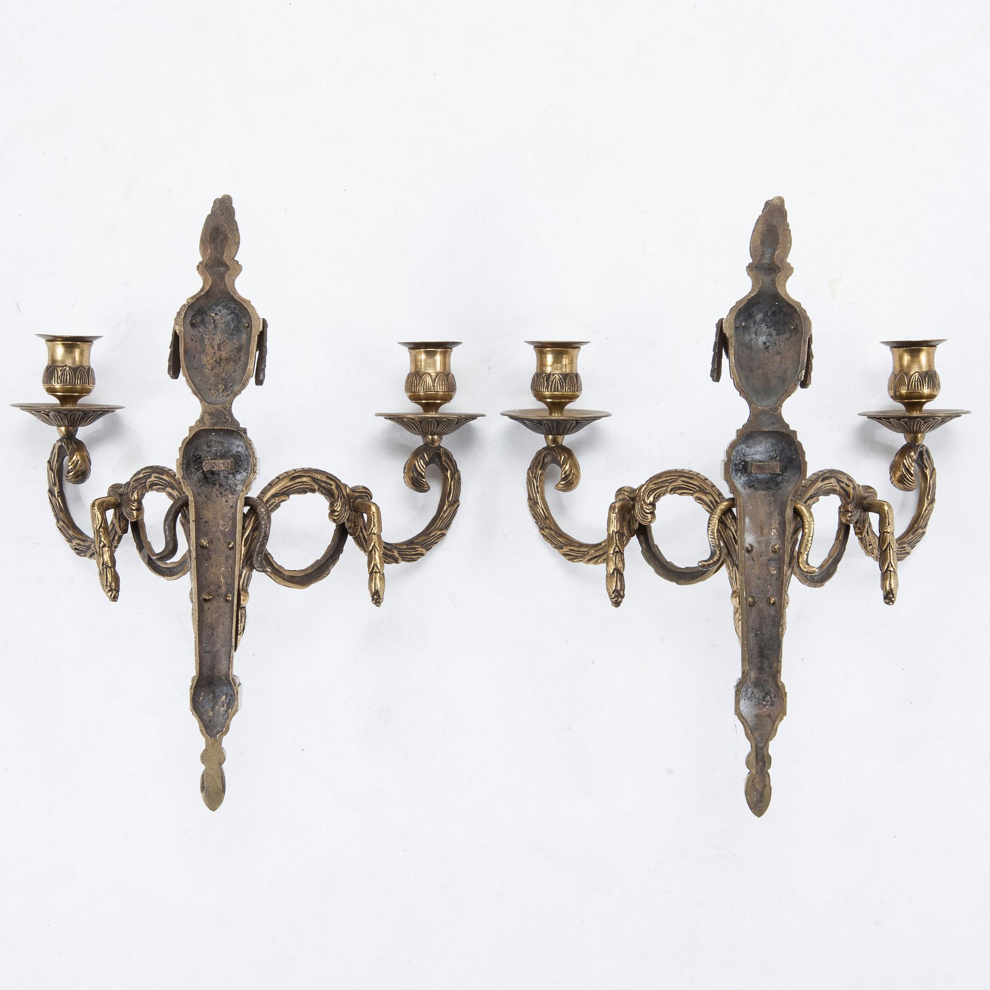 VÄGGAPPLIQUER, ett par, Louis XVI-stil, 1900-talets första hälft.