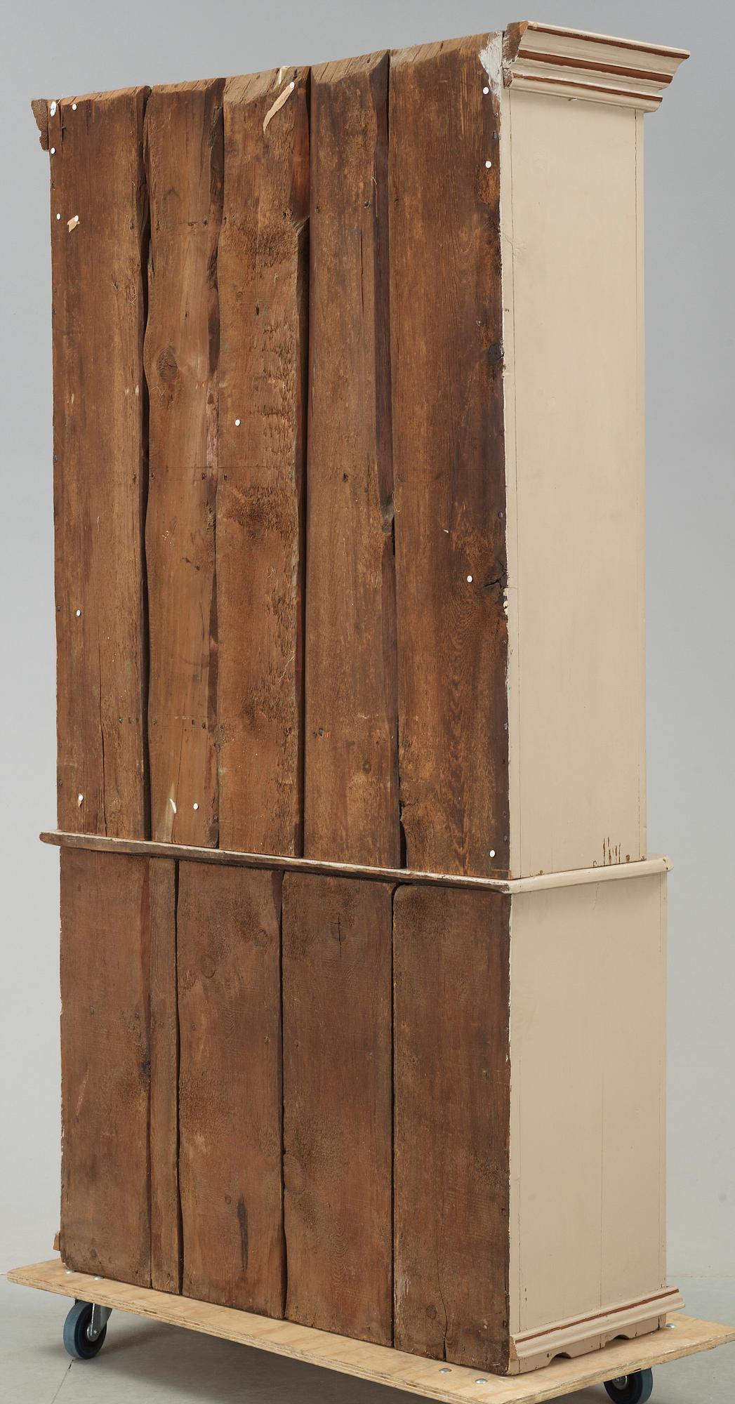SKÅP, sengustavianskt, omkring 1800.