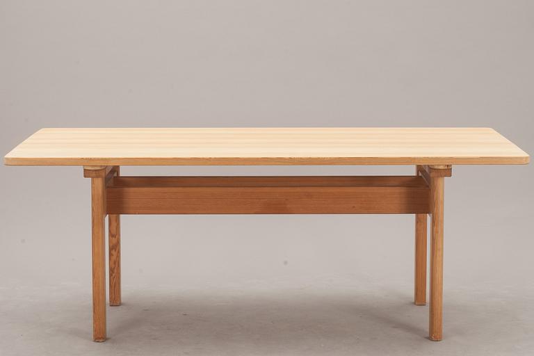 MATBORD, "Asserbro". Design Börje Mogensen för Karl Andersson & Söner.
