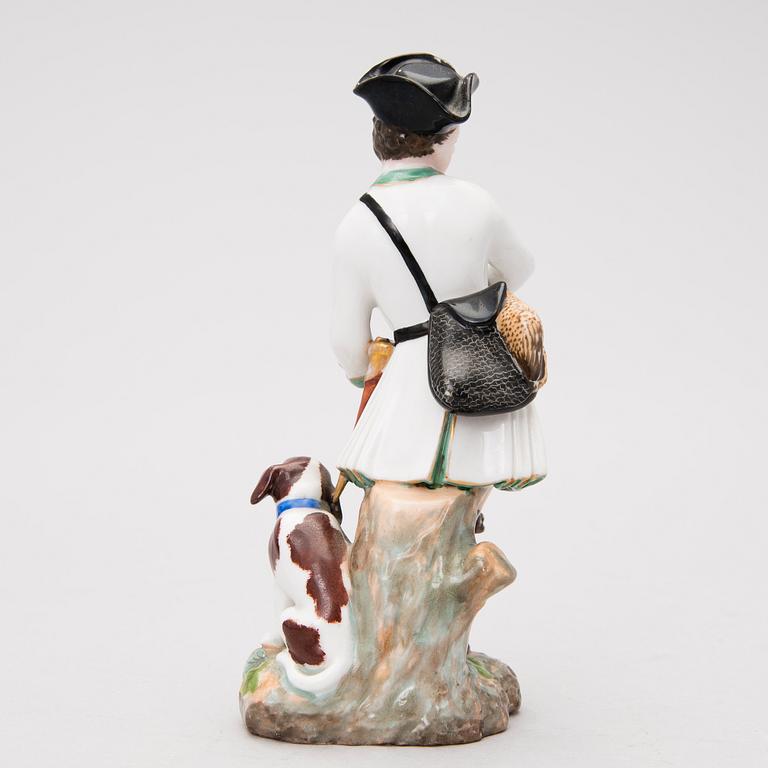 A RUSSIAN POPOV FIGURINE, porcelain, early 19th century.