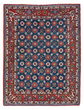 847. RUG. Semi-antique Veramin. 198,5 x 149,5 cm.