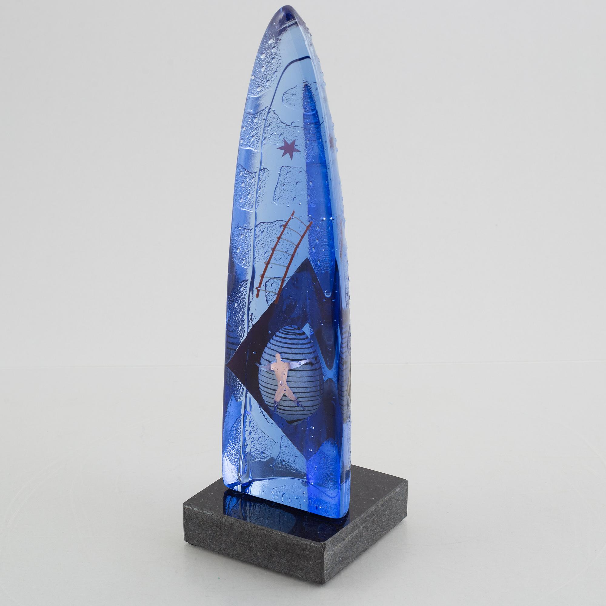 Bertil Vallien, skulptur, "Beginning", glas, limited edition, Kosta Boda.
