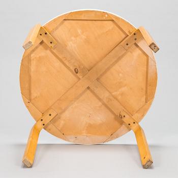 Alvar Aalto, soffbord / lampbord för O.Y. Huonekalu-ja Rakennustyötehdas A.B. tidigt 1950-tal.
