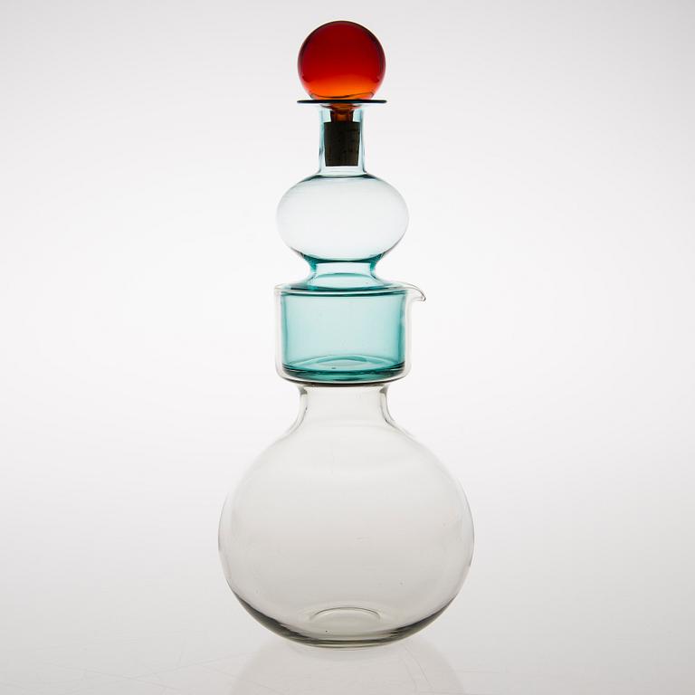 A decanter 'The Bells of Kremlin', signed K. Franck, Nuutajärvi, Notsjö -60.