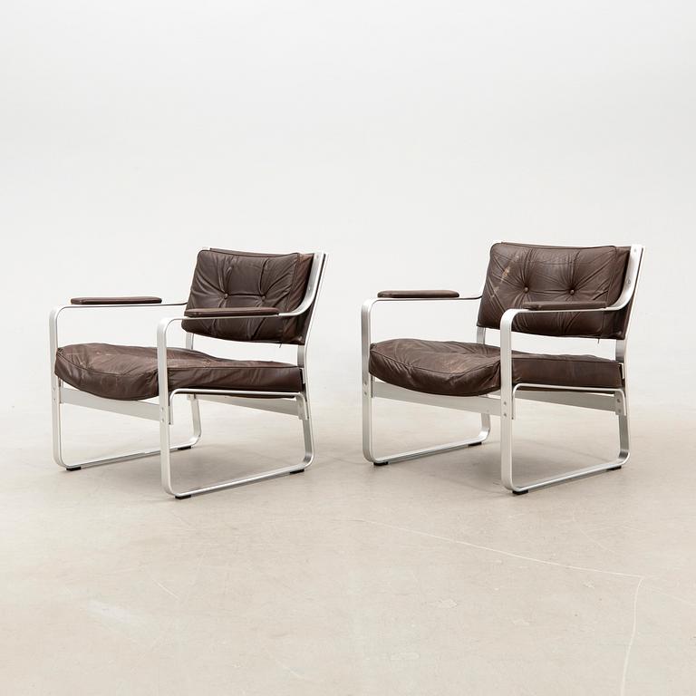 Karl Erik Ekselius, a pair of "Mondo" armchairs for JOC furniture, late 20th century.