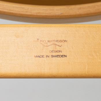 Bruno Mathsson, Armchairs, a pair, "Mina", Mathsson International AB, Värnamo, 1993 & 1996.