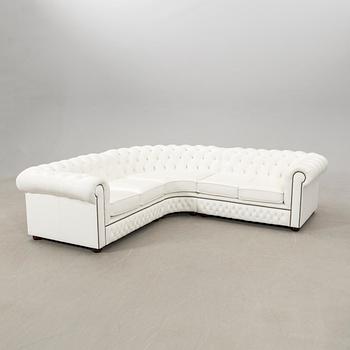 Hörnsoffa, England modern tillverkning.