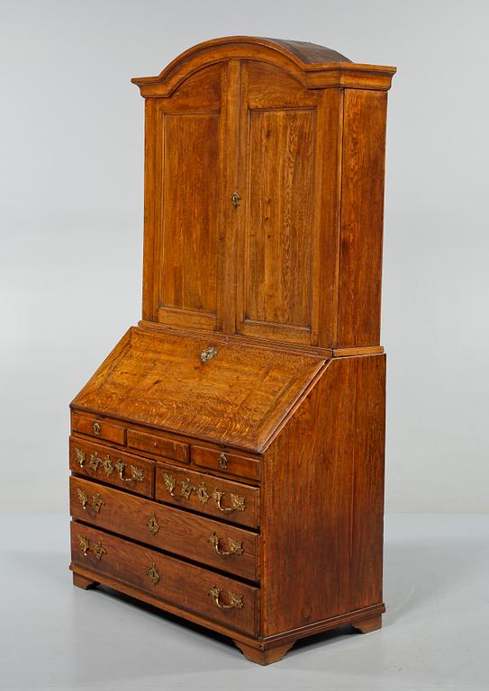 SKRIVSKÅP, senbarock, 1700-tal.