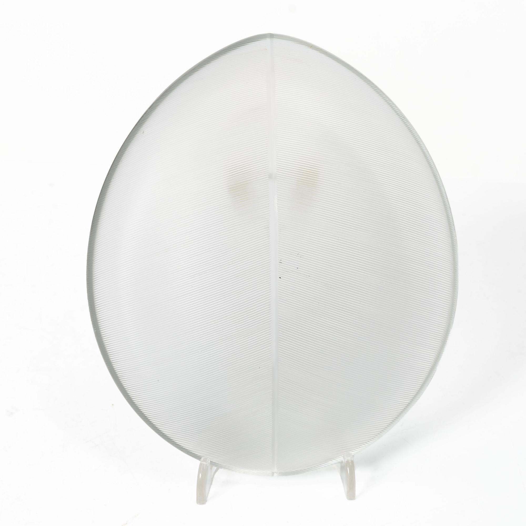 Tapio Wirkkala, Plate, “Lehti”, and bowl, Iittala.