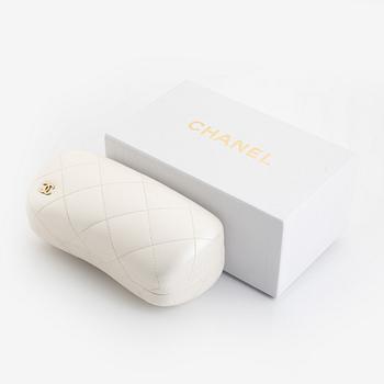 Chanel, solglasögon.