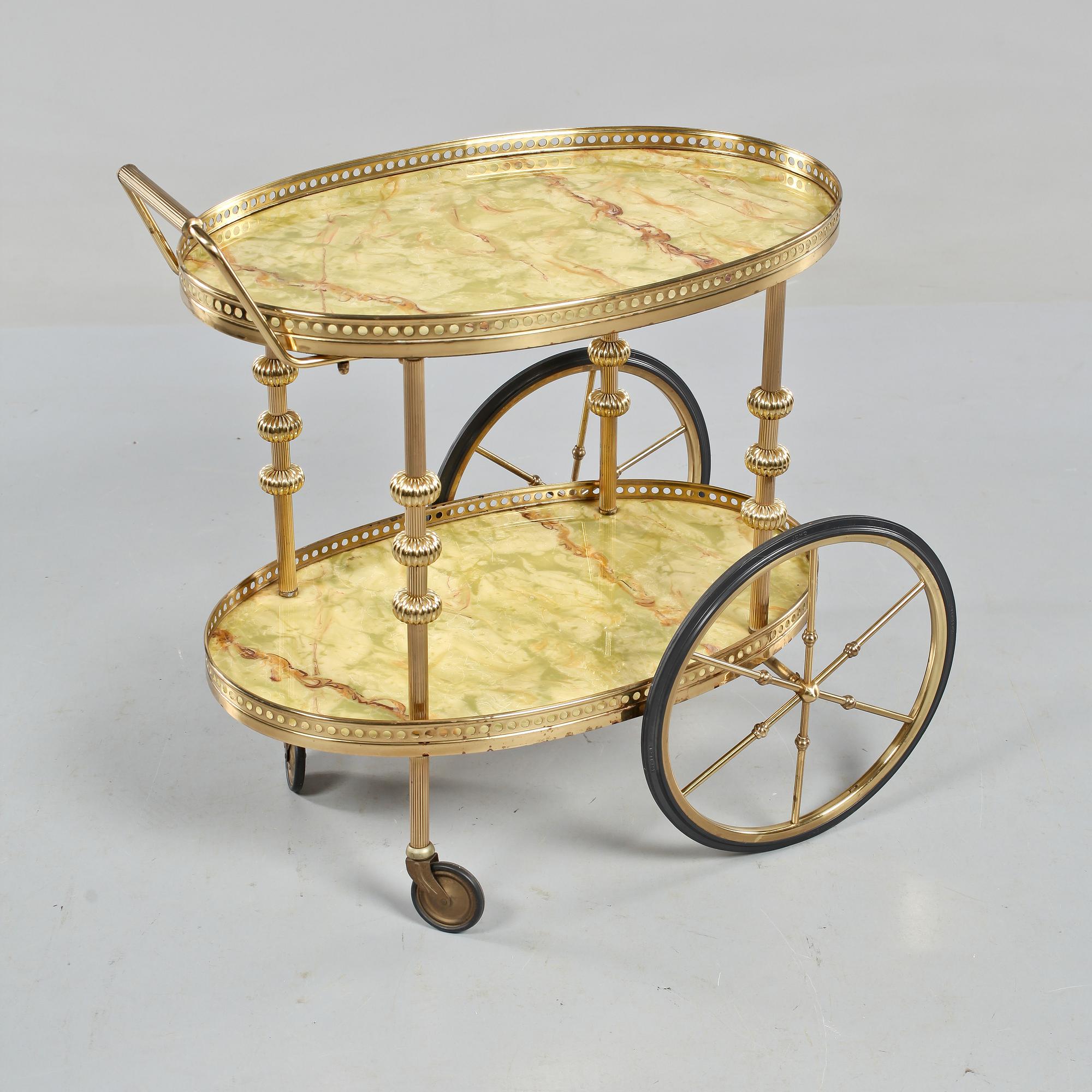 SERVERINGSVAGN, 1900-tal.