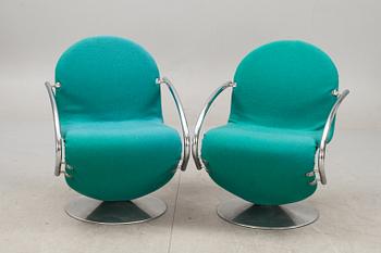 KARMSTOLAR, 2 st, Verner Panton för Fritz Hansen, "System 1-2-3". 1970-talets mitt.