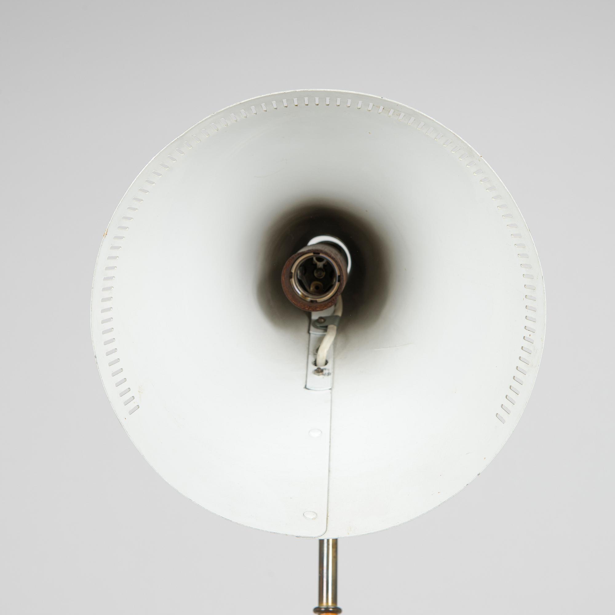 Paavo Tynell, golvlampa, modell K10-10, Idman, 1900-talets mitt.