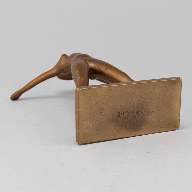 A bronze sculpture by Stig Blomberg, Ystad-Brons.