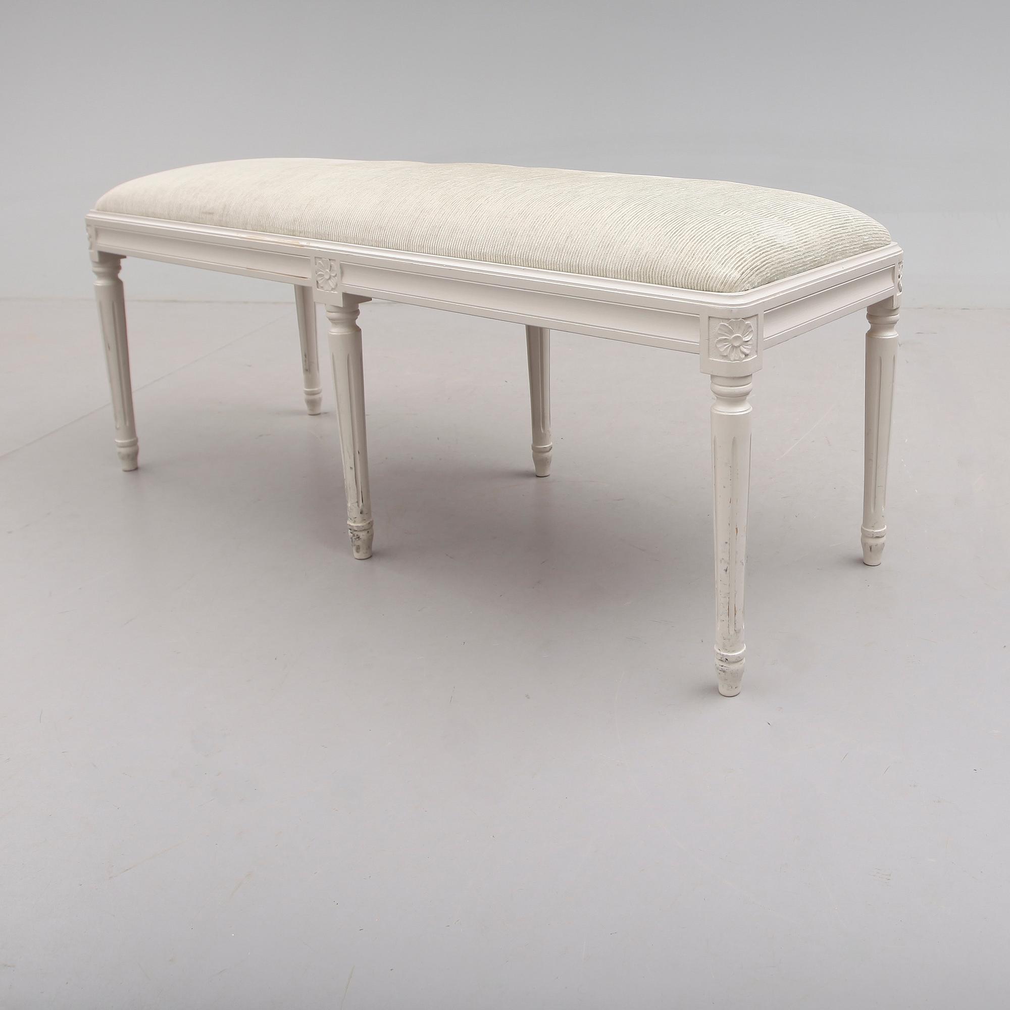 BÄNK, gustaviansk stil, sent 1900-tal.