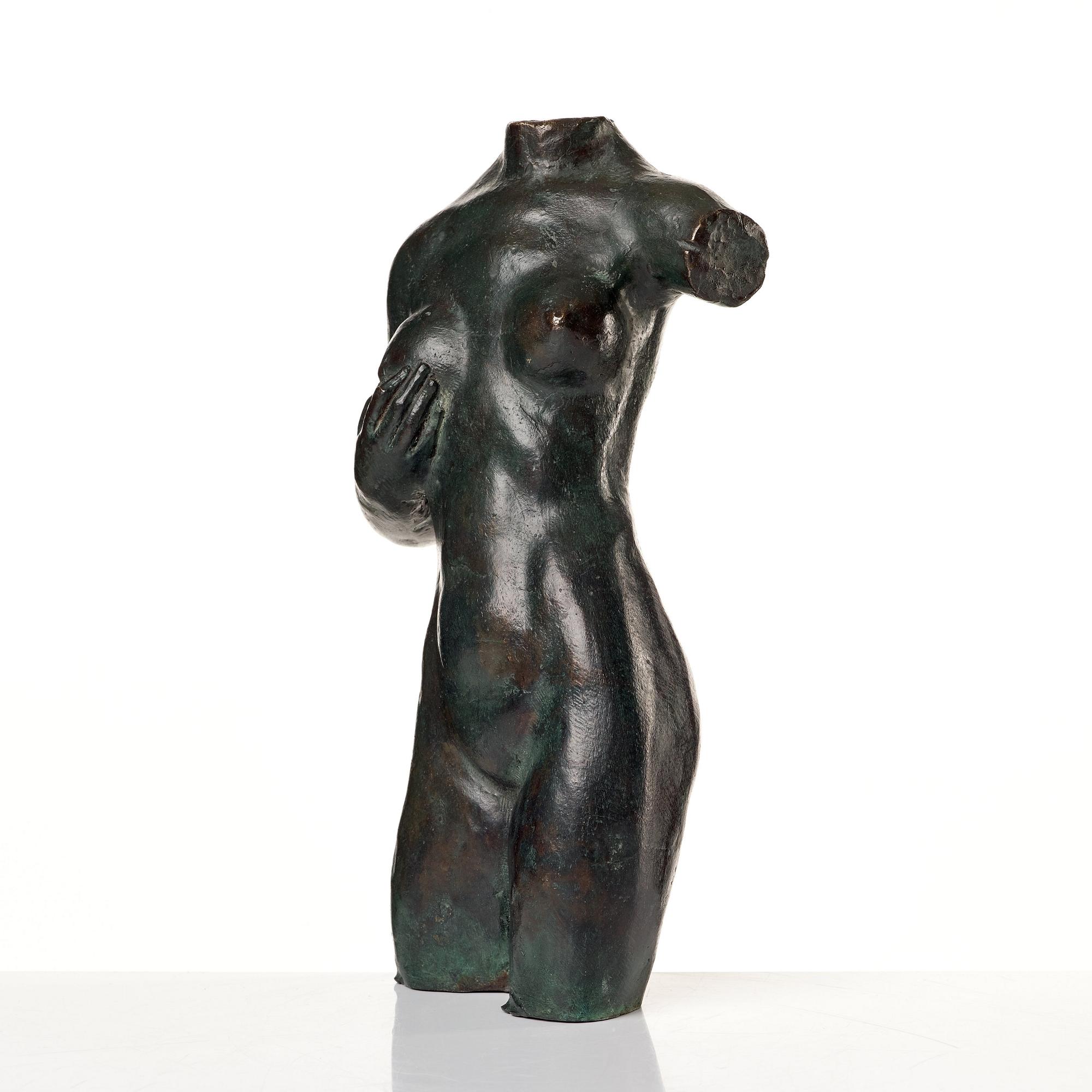 Carl Milles, Detail from "Flicka med äpple" (Girl with an apple).
