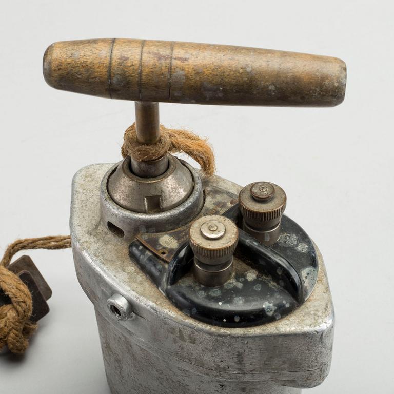 SIGNALHORN Carl Th. Malling samt GRUVDETONATOR SCHAFFLER & CO, 1900-talets första del.