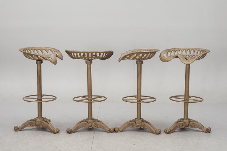 BARSTOLAR, 4 st. Gjutjärn. USA.