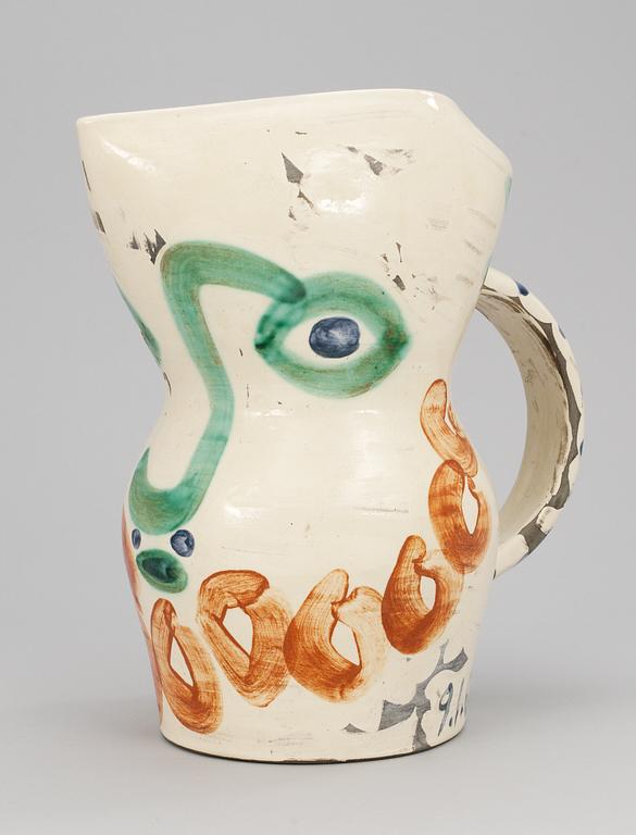 A Pablo Picasso faience jug, ´Visage aux cercles´, Madoura, Vallauris, France 1969.