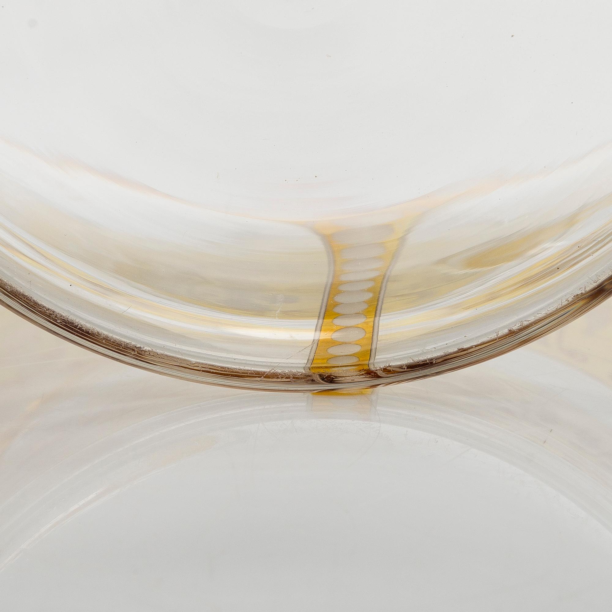 Eric O. W. Ehrström, an engraved glass bowl on a plate for Karhula Glassworks. Model designed in 1925.