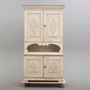 A late Gustavian cabinet from around 1800.