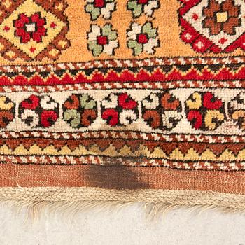 Bergama rug, second half of the 19th century, approximately 223x166 cm.