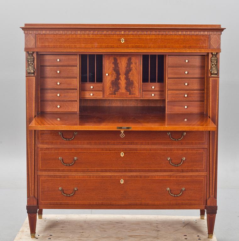 CHIFFONJÉ, empirestil, 1900-talets mitt.