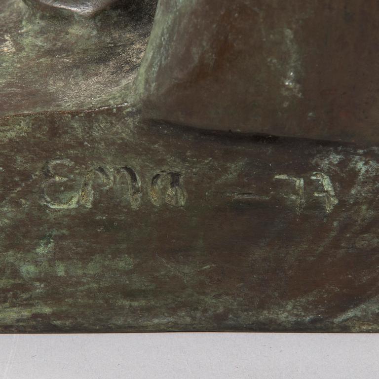 okänd skulptör, 1900-tal, kvinnofigur.
