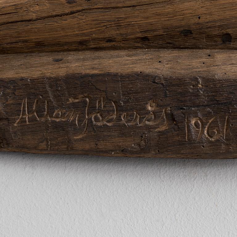ALLAN JÄDERÅS, skulptur, sjödränkt ek,  signerad och daterad 1961.