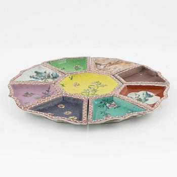 A Chinese nine piece cabaret, late Qing dynasty/early 20th Century.