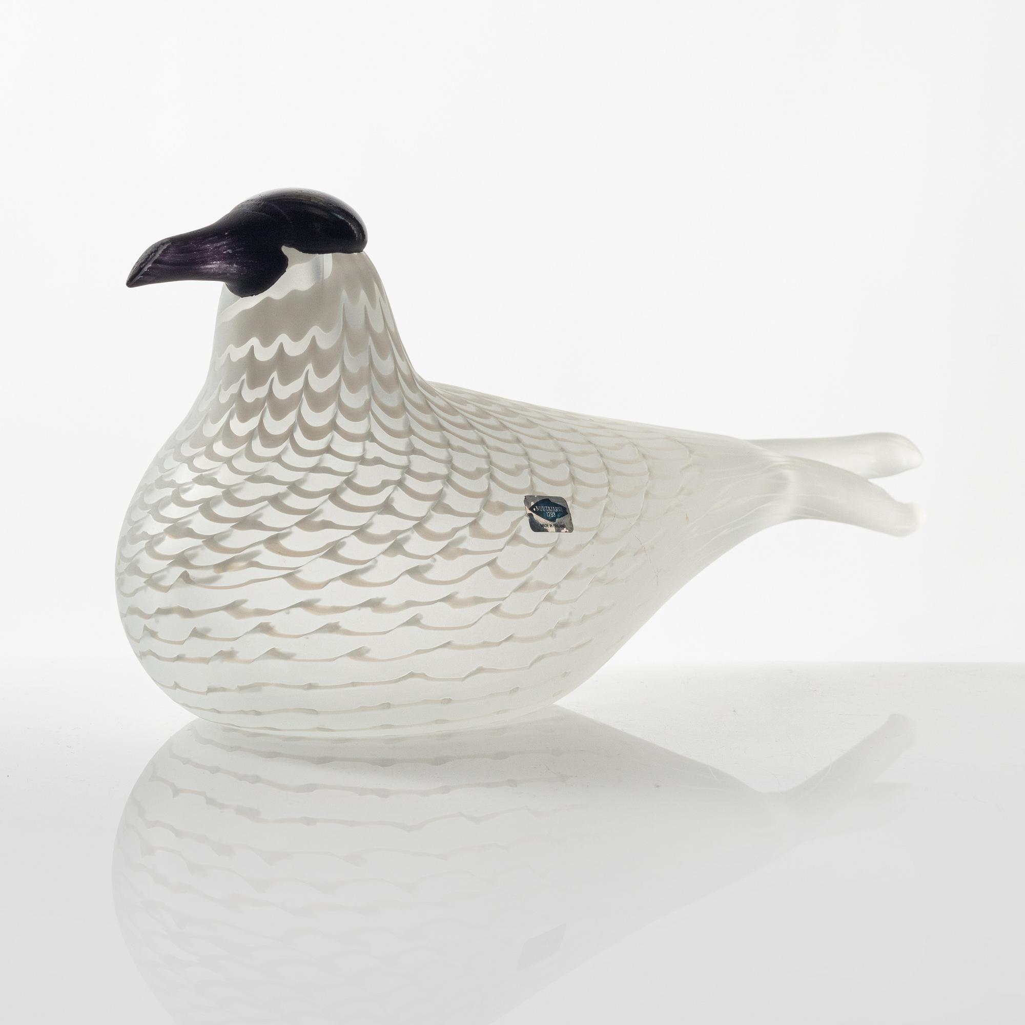 Oiva Toikka, a glass bird, Nuutajärvi, Iittala, Finland.