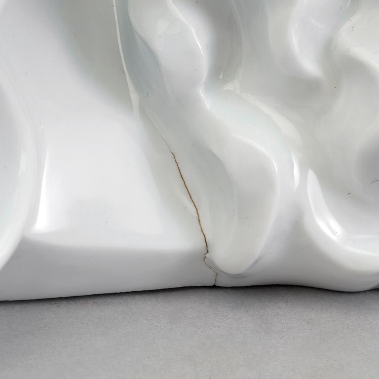 A porcelain bust of Christ from Staats Fachschule, Karlsbad, Czechoslovakia.