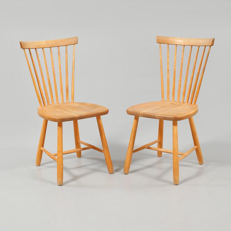 STOLAR, ett par, "Lilla Åland", Carl Malmsten, Stolab, 1990.