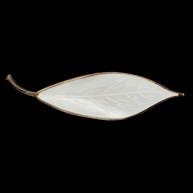 HALSBAND SAMT BROSCH, silver, bl a David Andersen, Norge, 1900-tal.