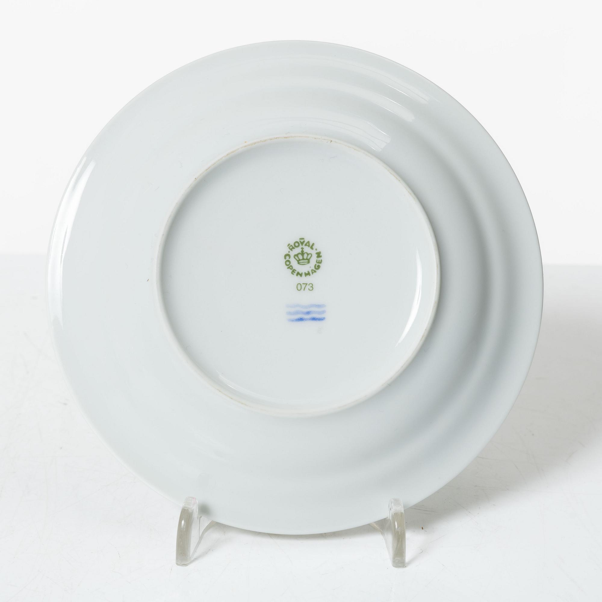 Royal Copenhagen, a porcelain dinner service, "Christmas Joy" (68 pieces).