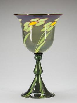 POKALGLAS, glas, Wilke Adolfsson, signerad och daterad- 99.