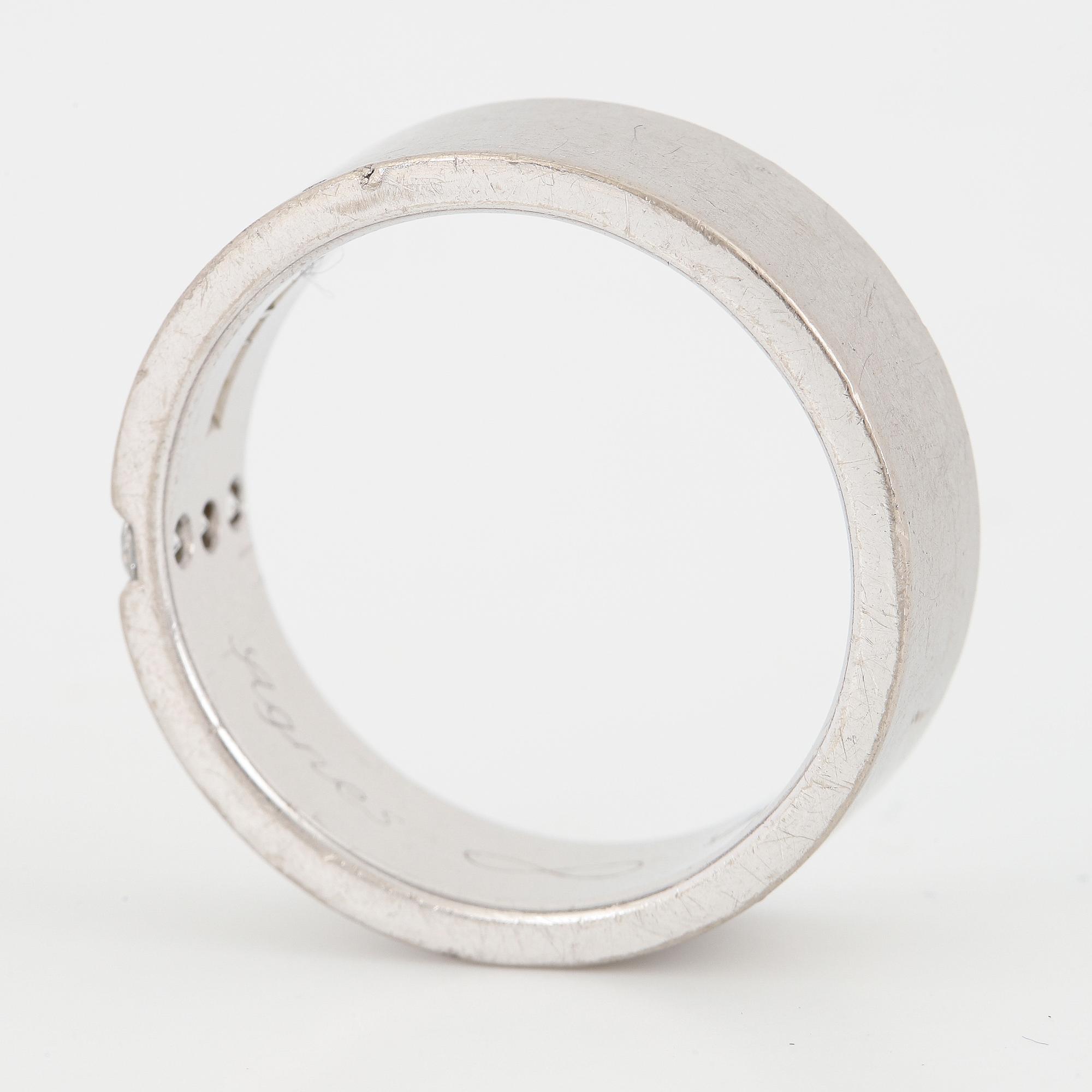 Modified brilliant-cut diamond ring.