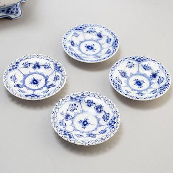 SERVISDELAR, 11 delar, porslin, musselmalet, Royal Copenhagen.