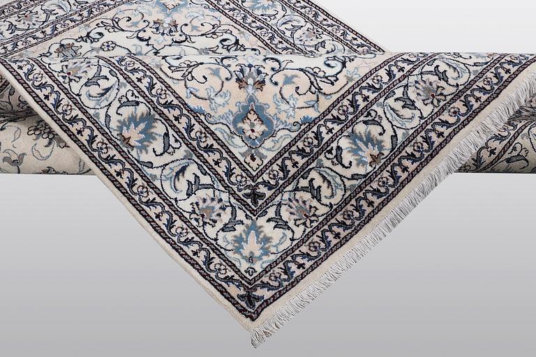 Matto, Nain, 9 LAA, part silk, ca 212 x 150 cm.