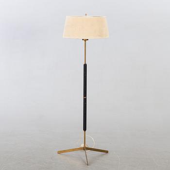 A FLOOR LAMP BY BERGBOMS MID 20TH CENTURY.