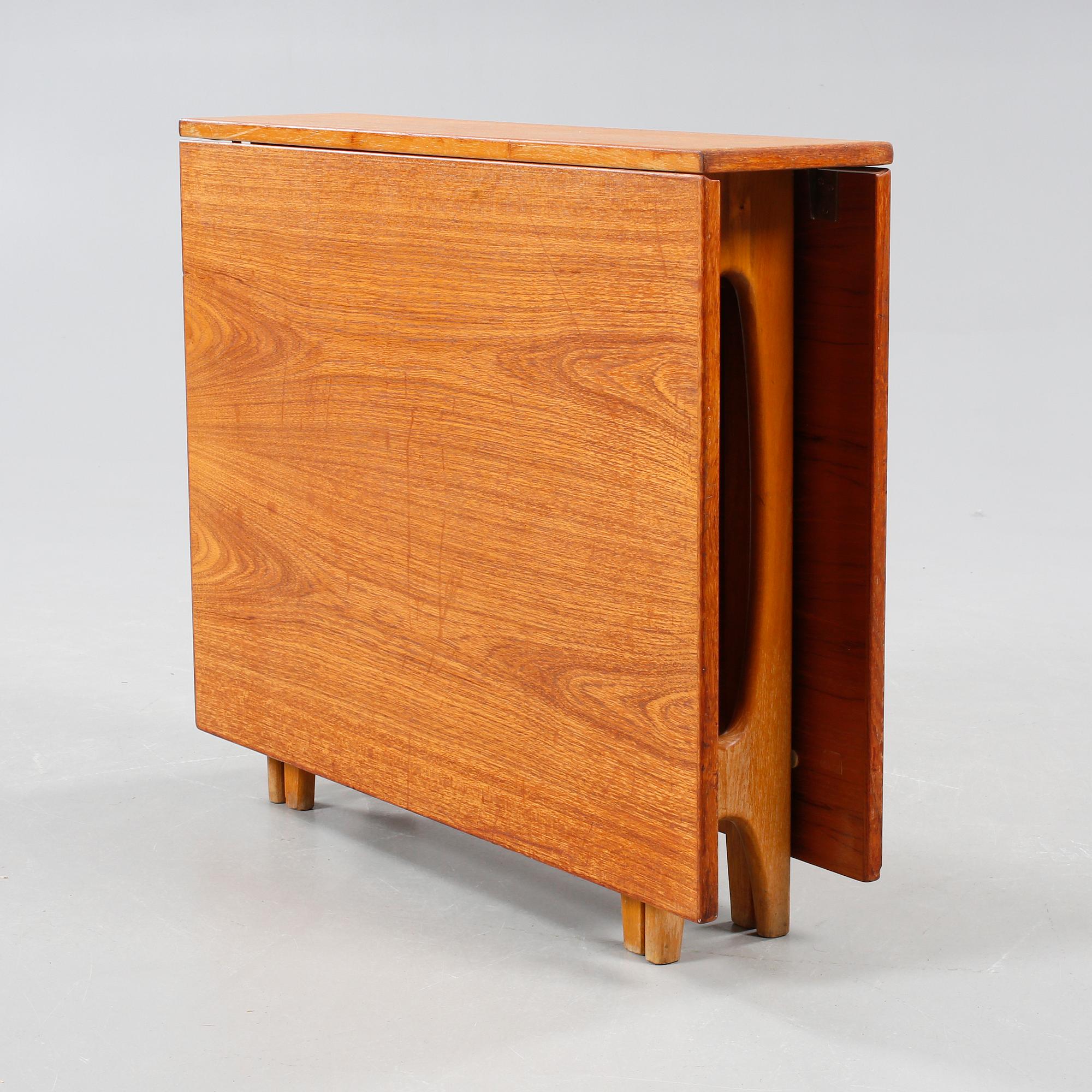 A table by Bent Winge for Kleppes Møbelfabrik in Norway from the second halt of the 20th century.