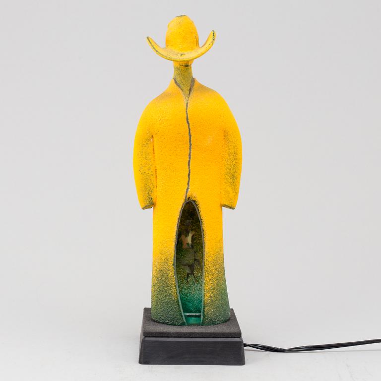 A Kjell Engman glass sculpture. Signed. Kosta Boda Limited edition.