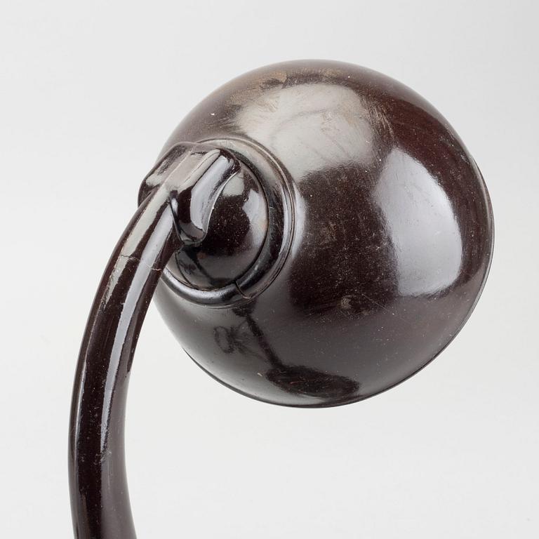 A 1930's bakelite table lamp.