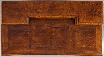 SKRIVBORD, Fredriks I:s tid, senbarock 1720-40-tal.