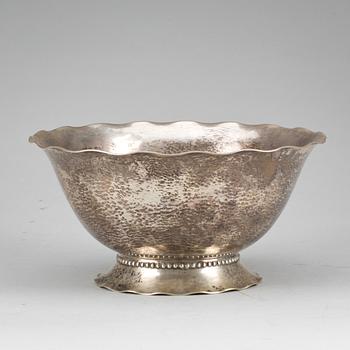 SKÅL, silver. C.G Hallberg, 1928. Ca 440g.