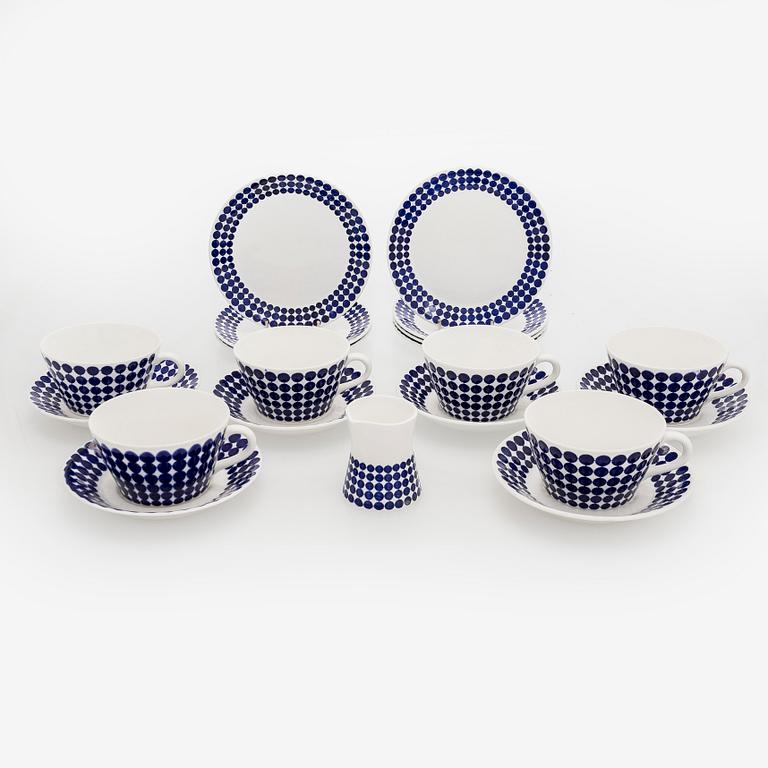 Stig Lindberg, Astiaston osia, 14 kpl, "Adam", luuposliinia Gustavsberg, Ruotsi, 1900-luvun puoliväli.