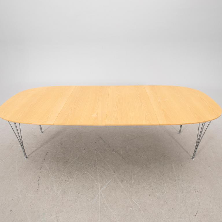 Piet Hein & Bruno Mathsson, table, "Superellipse", Fritz Hansen 1985.