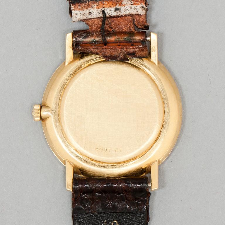 HERRARMBANDSUR, 18k guld, Girard-Perregaux, quartz, 1900-tal.