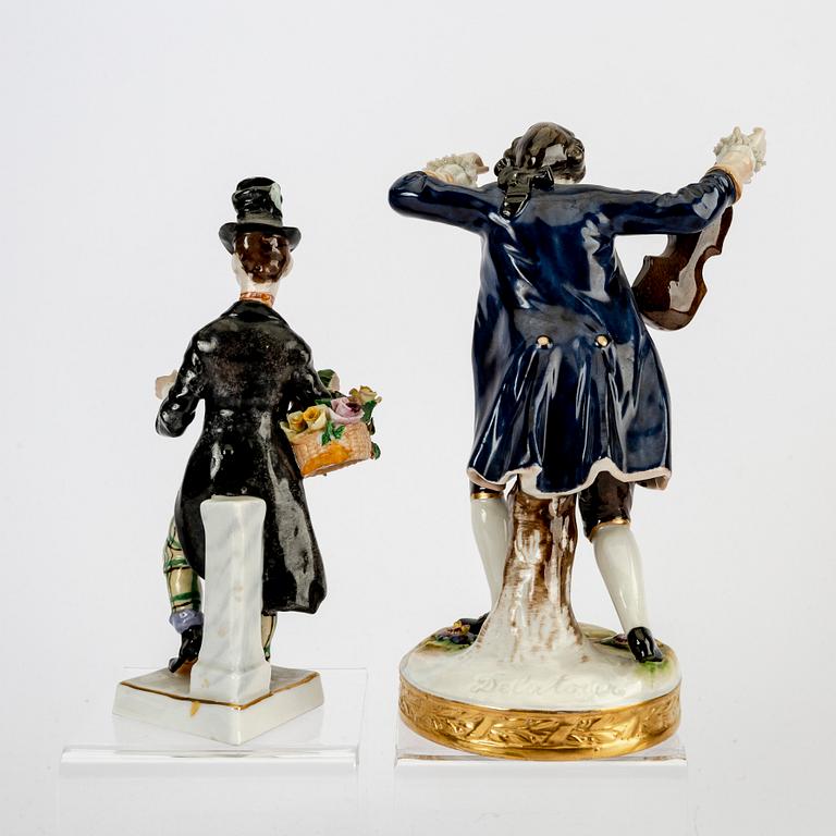 Figuriner 4 st Volkstedt Thüringen 1900-talets första hälft porslin.